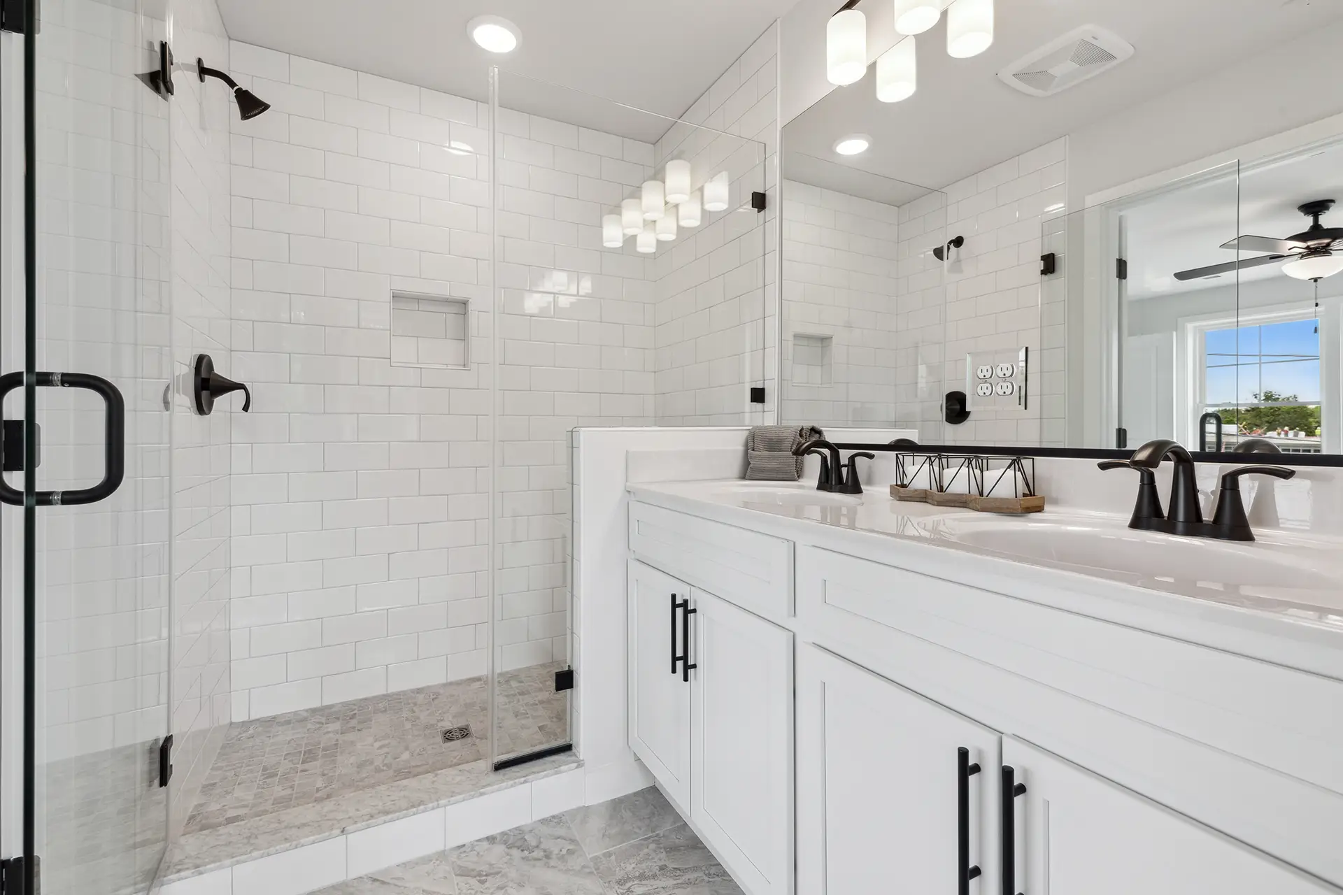 Norris Woods Bathroom