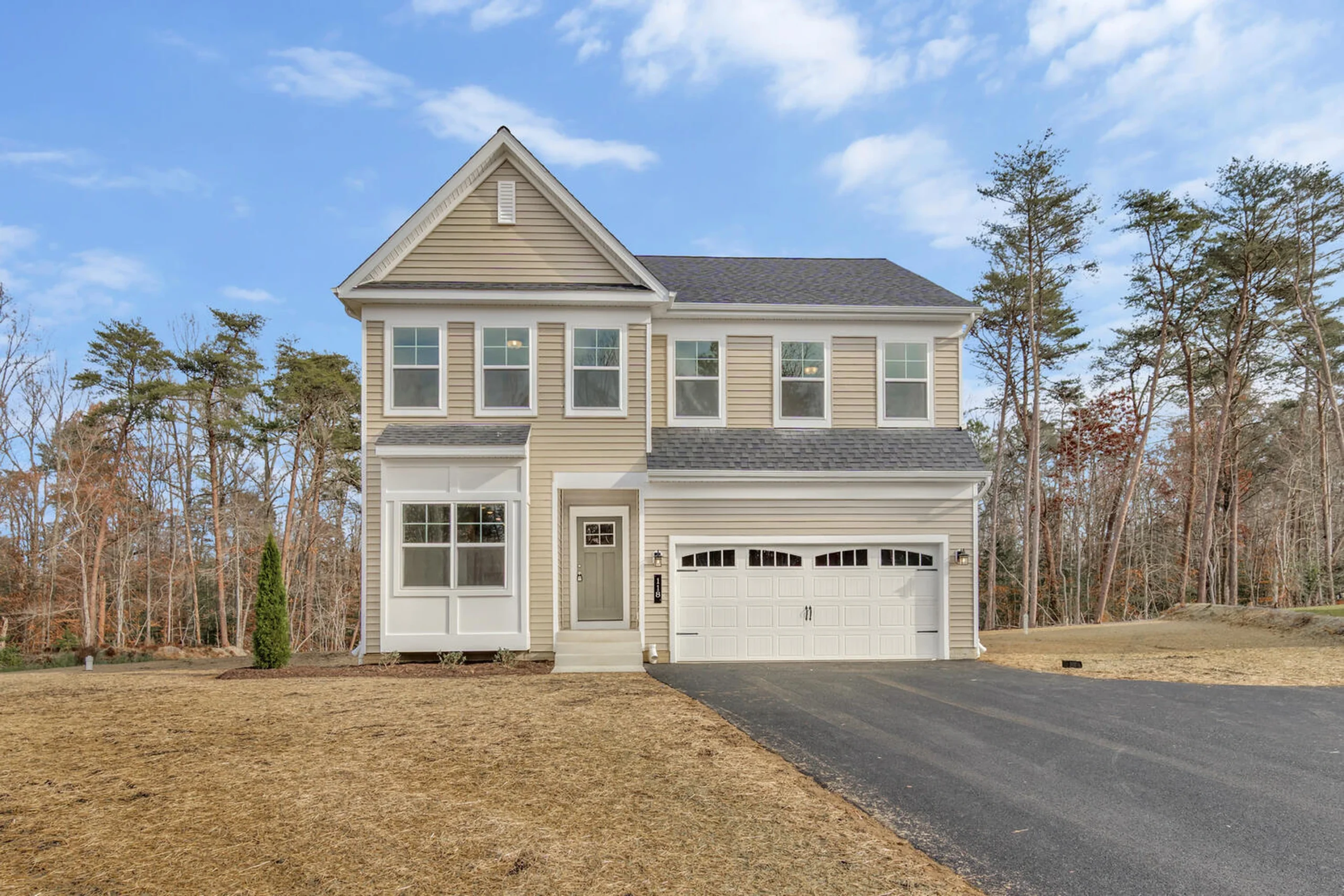 1209 Johnson Dr - Exterior