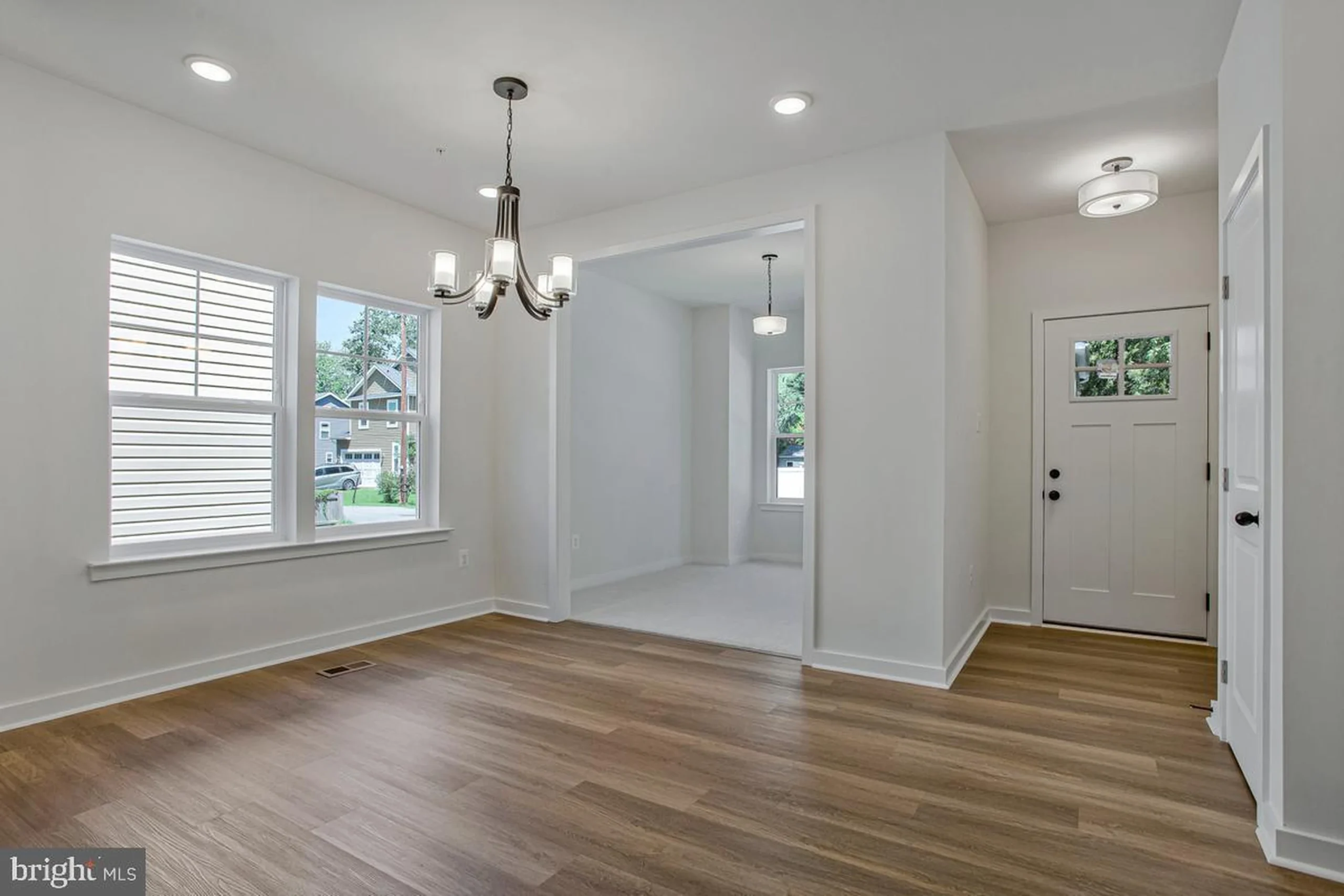 1225 Juniper St - Dining Room