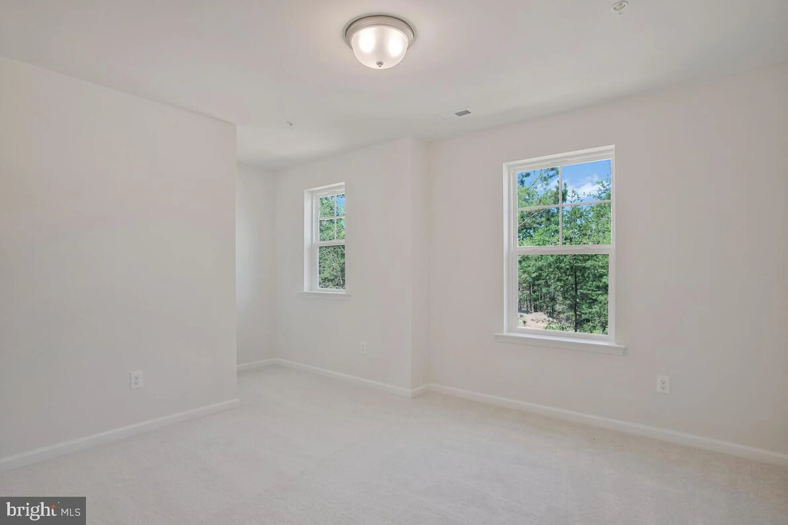 1235 Spruce Avenue - Bedroom
