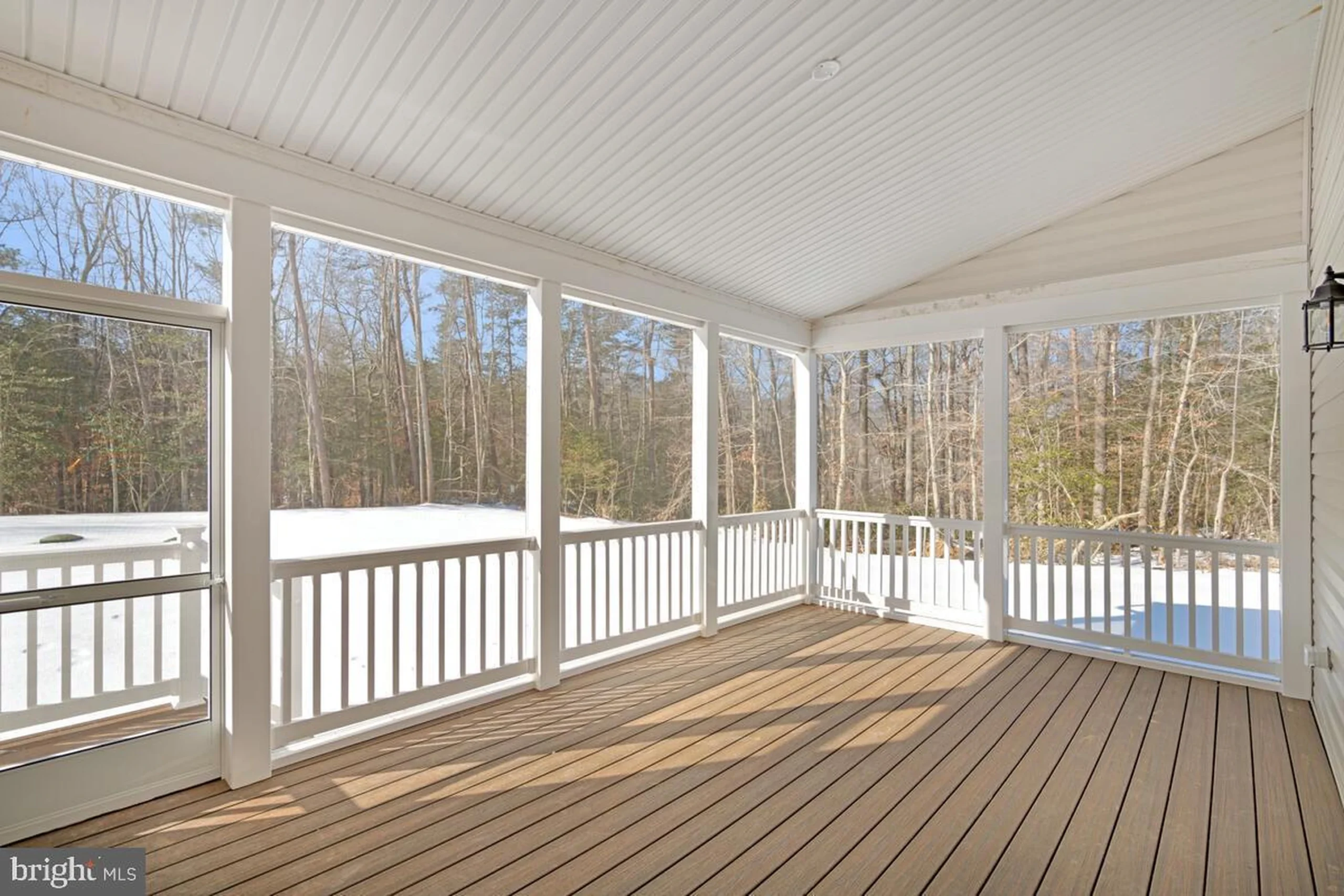 313 Columbia Lane - Porch