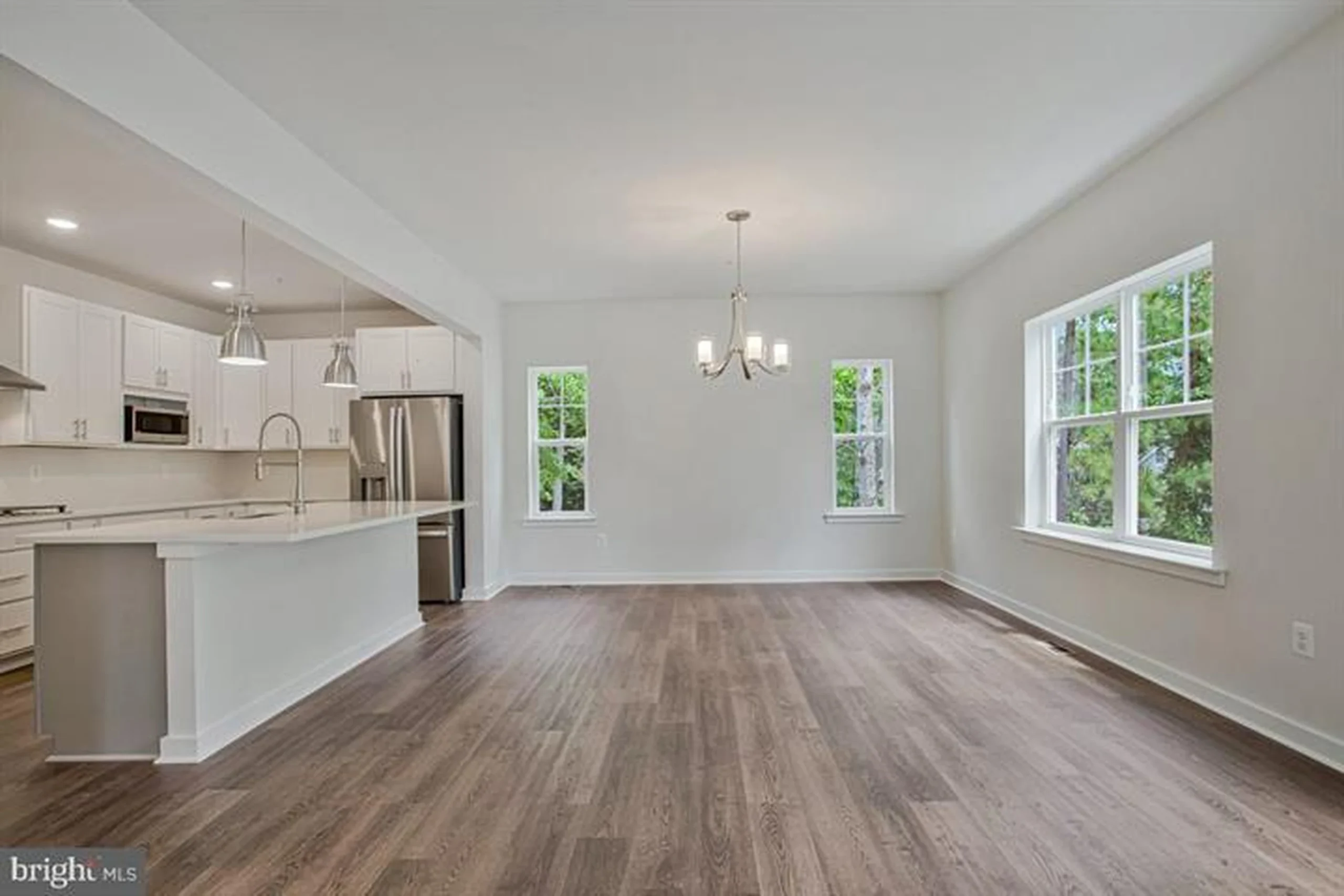 721 Nollmeyer Road - Dining Room